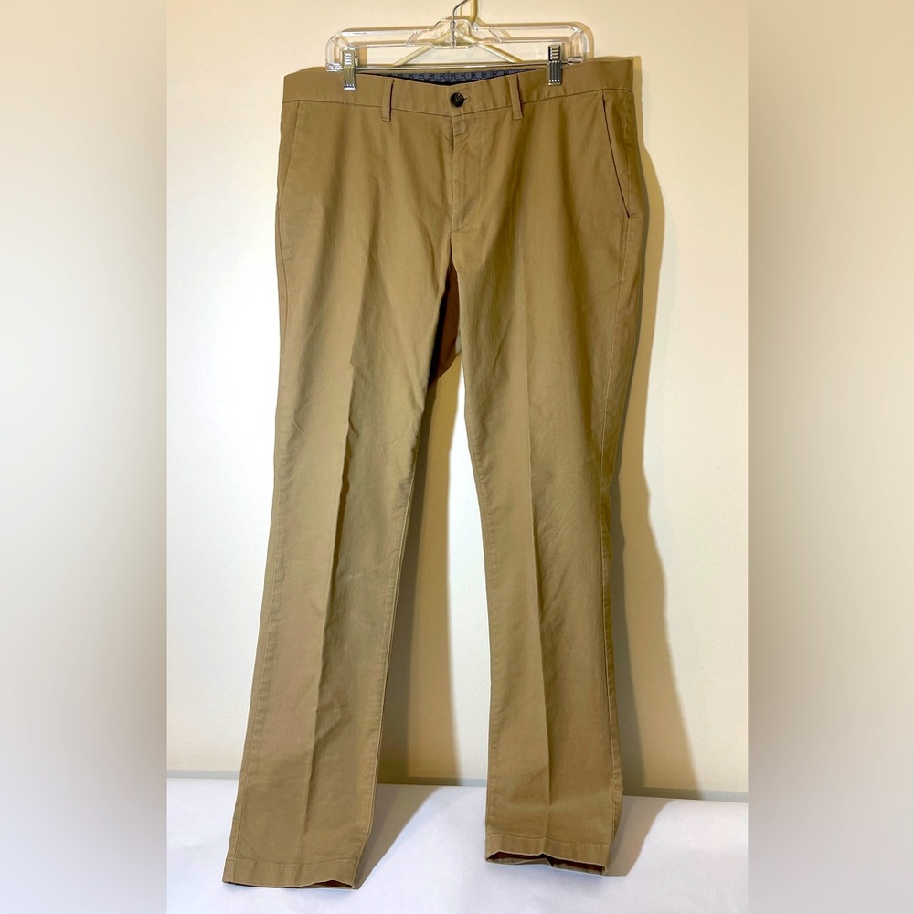 Michael Kors Men’s Slim-Fit Stretch cotton trousers